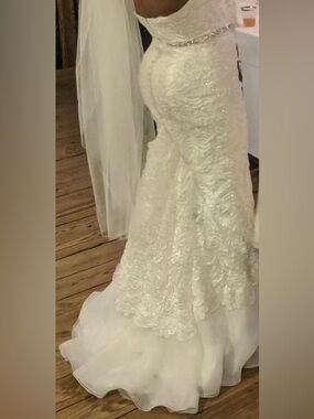Galina Signature Ivory Strapless Lace mermaid Bridal Gown